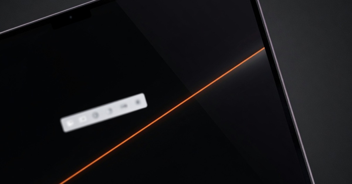 เปลี่ยนจอ MacBook 2569 วิเคราะห์อาการจอเสียจากความร้อนสะสมในร้านกาแฟกรุงเทพยุค M4